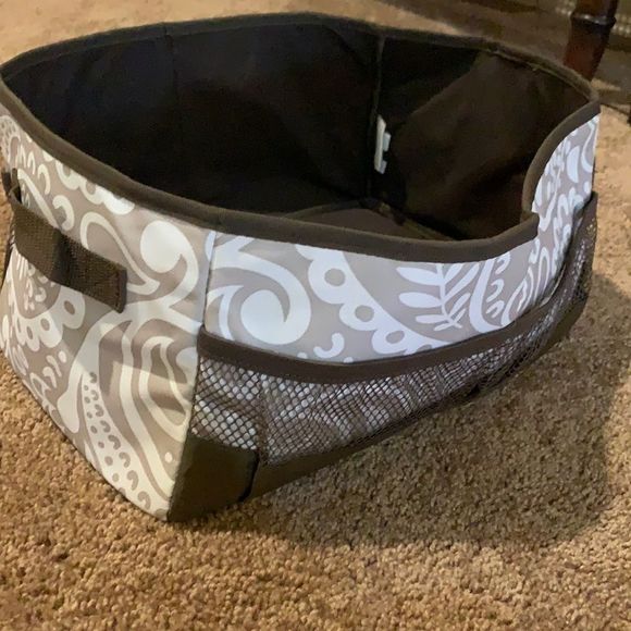 Handbags - Thirty-One insert or carry all